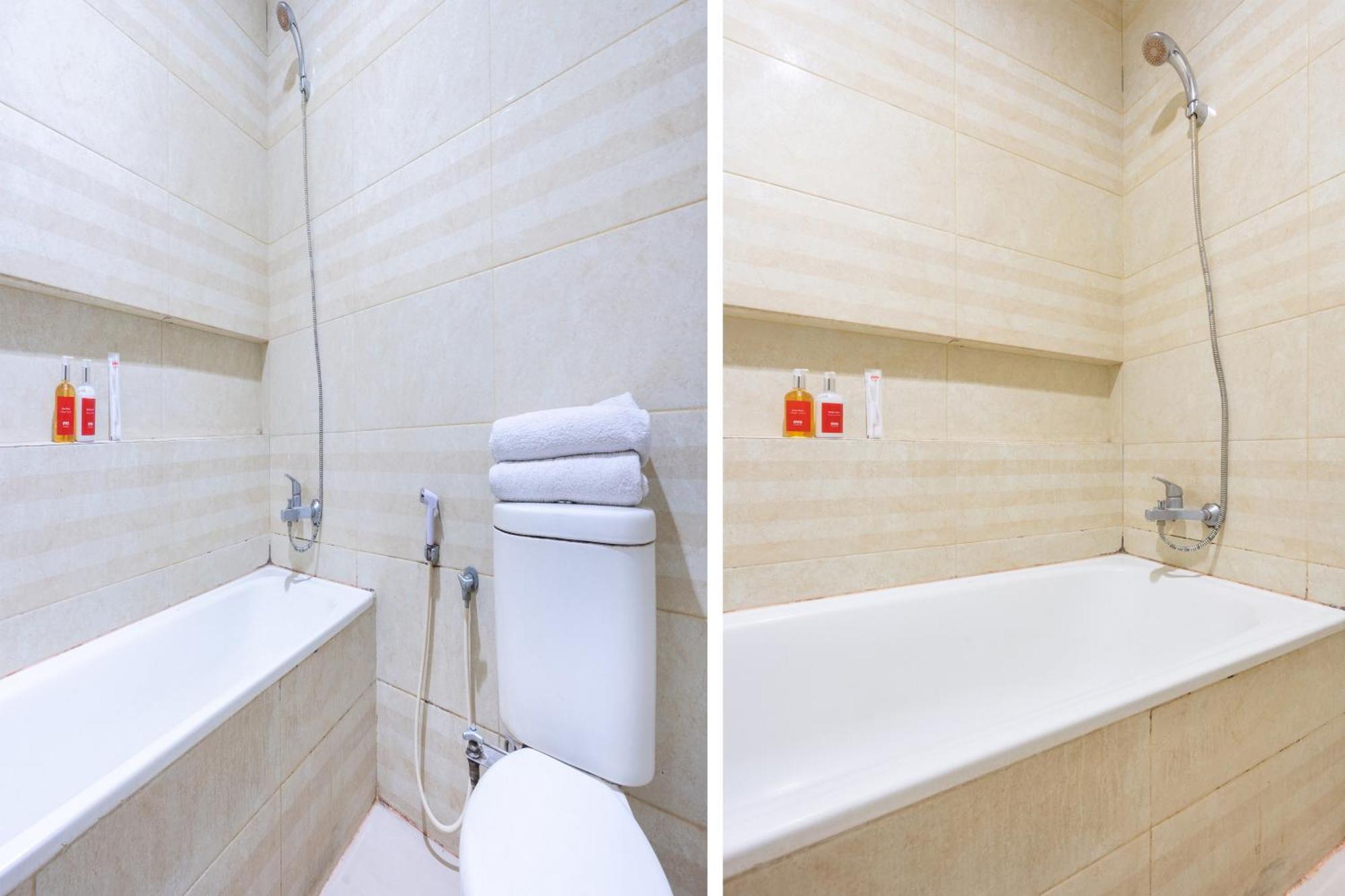 Super Oyo Flagship 91863 Metro House Hotell Surabaya Eksteriør bilde